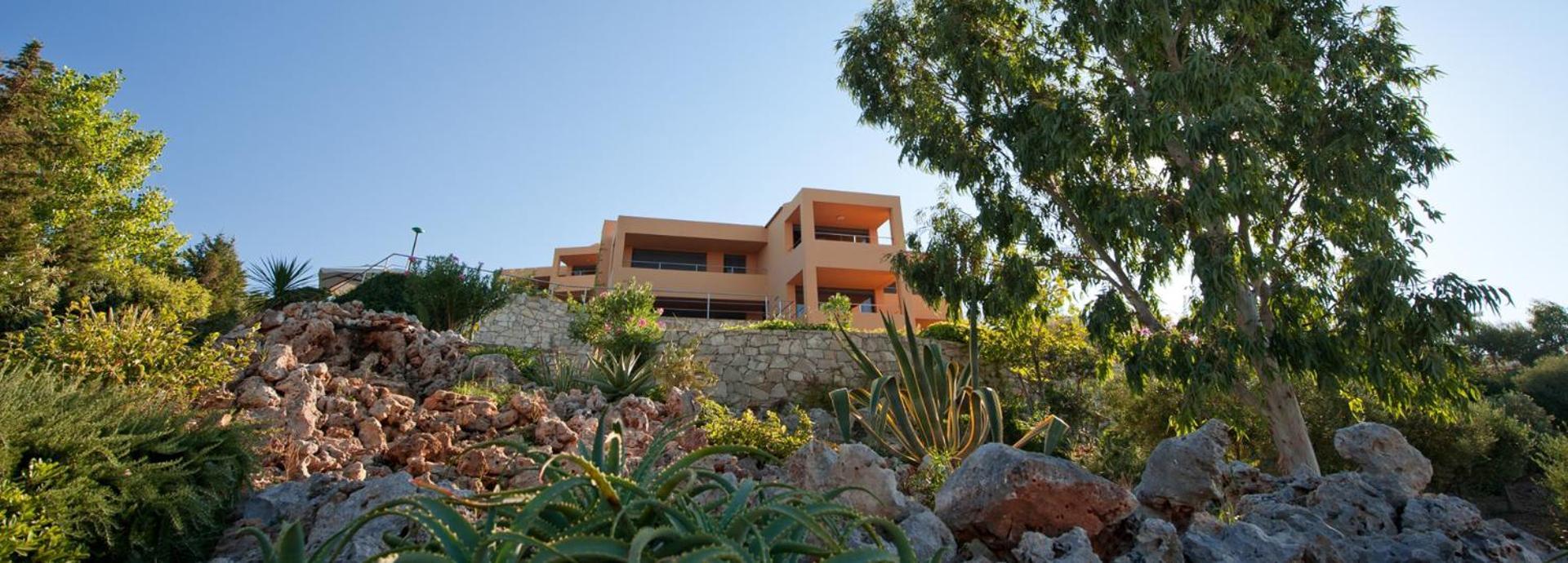 Villa Daphne By The Sea